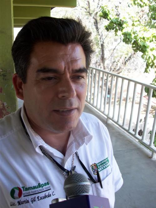 Integran consejo ecológico en planteles